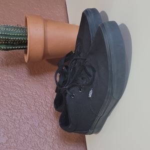 Vans black canvas size 6Y